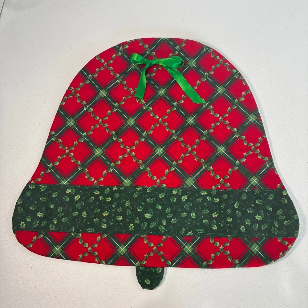 Handmade Quilted Christmas Bell Placemats Set of 4 Red Green Holly Holiday